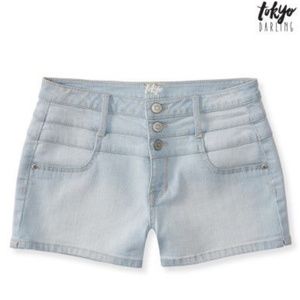 Lightwash jean shorts